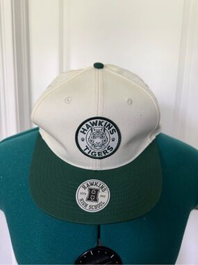 H&M Cream Baseball Cap with Dark Green Undervisor